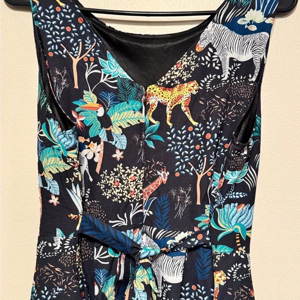 Animal Print Sleeveless Dress - Picture 4 of 7